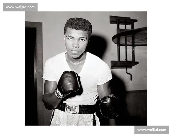 阿里对决泰森巅峰较量谁更强拳坛历史终极实力之争全面解析与时代背景比较